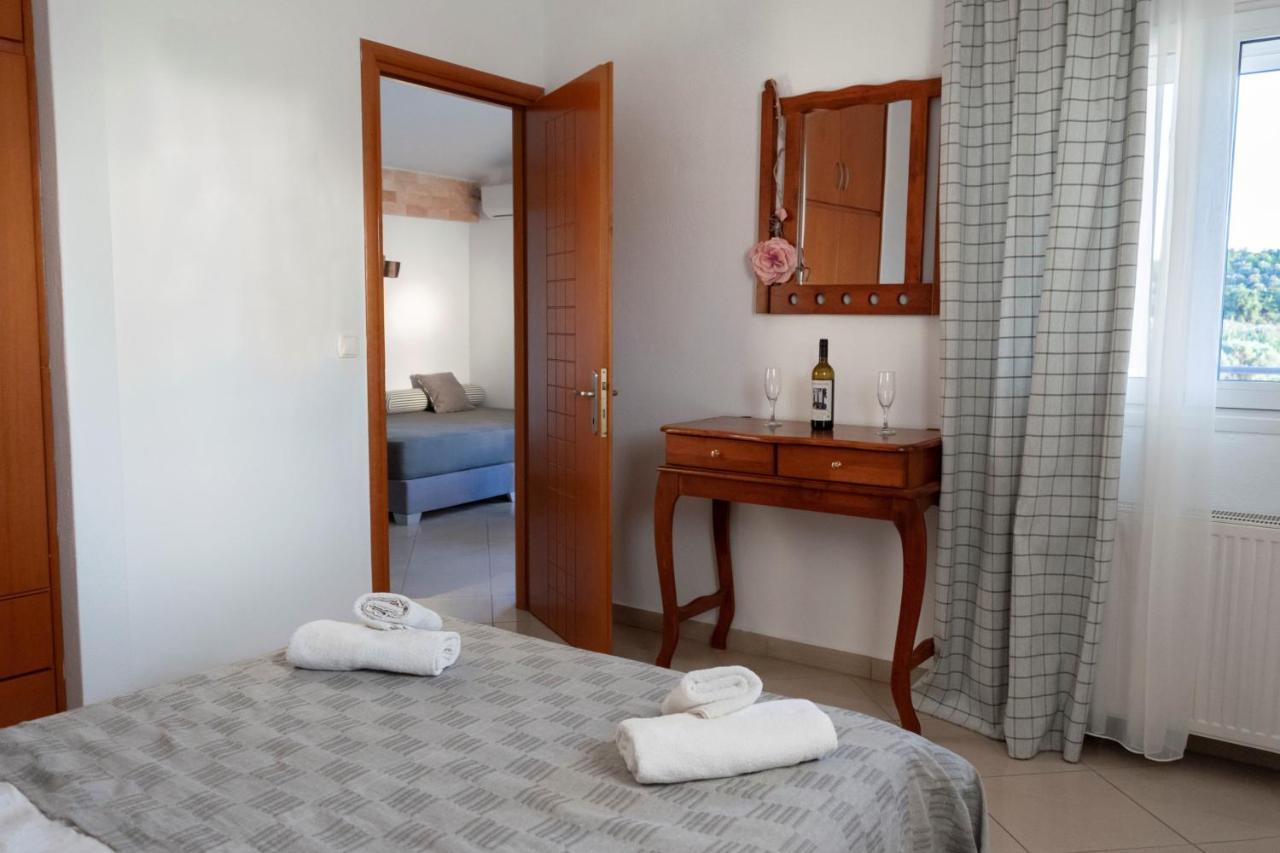 Kapahi Seaview Hotel Apartments Potos Zewnętrze zdjęcie
