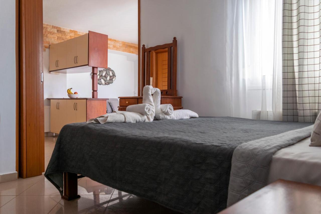 Kapahi Seaview Hotel Apartments Potos Zewnętrze zdjęcie