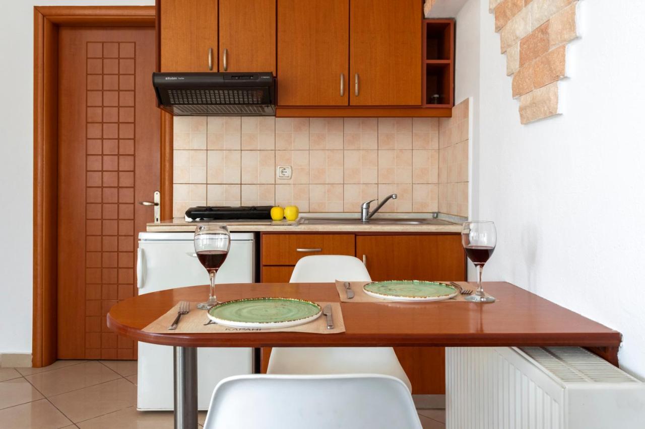 Kapahi Seaview Hotel Apartments Potos Zewnętrze zdjęcie