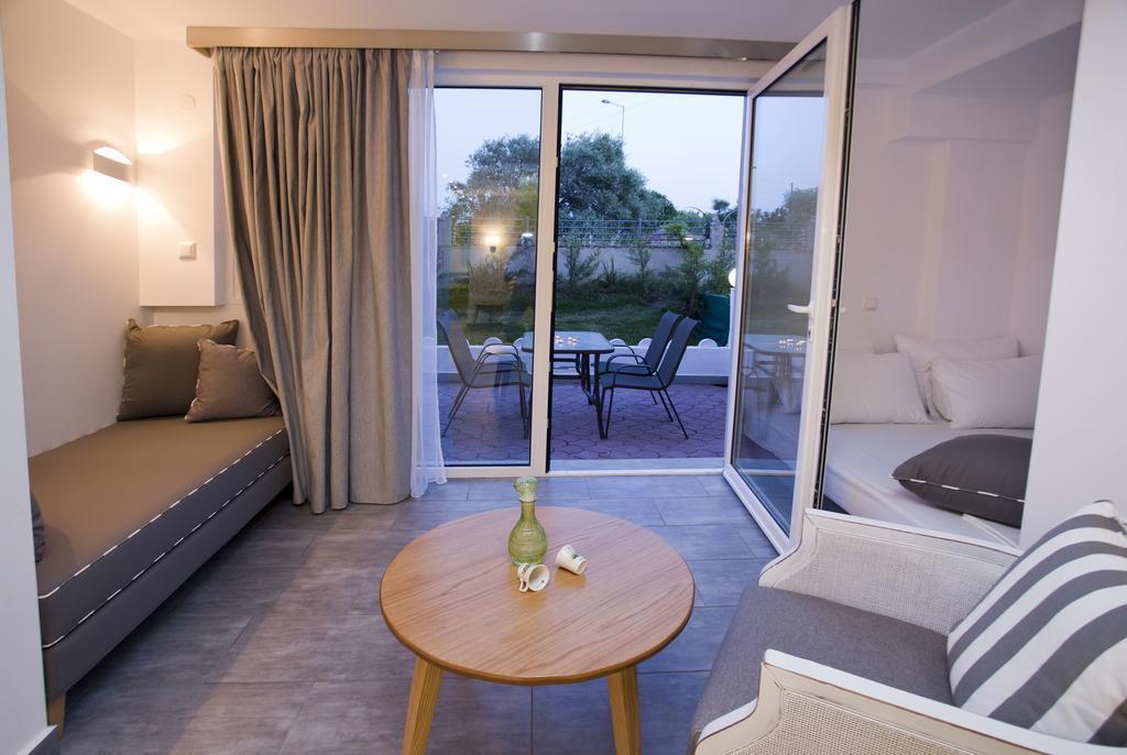 Kapahi Seaview Hotel Apartments Potos Zewnętrze zdjęcie