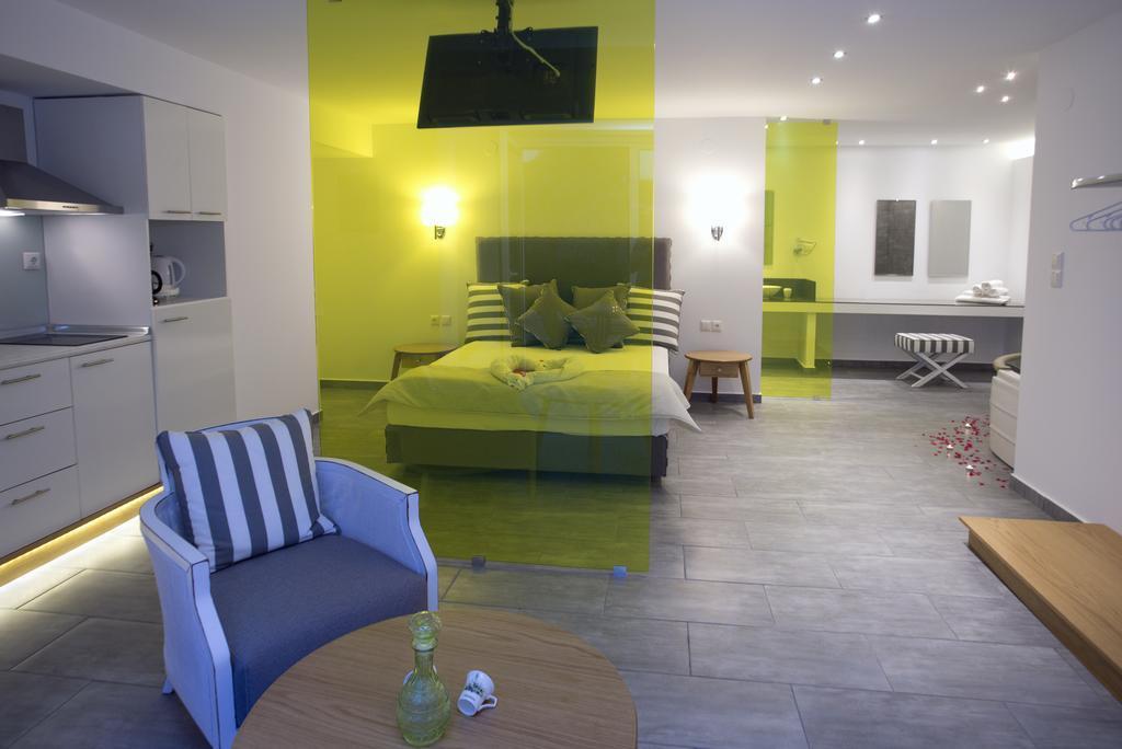 Kapahi Seaview Hotel Apartments Potos Zewnętrze zdjęcie